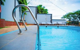 Greenside Hotel
